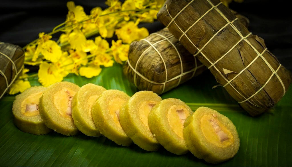 Shop for bánh tét Huế ingredients at Hue’s vibrant market